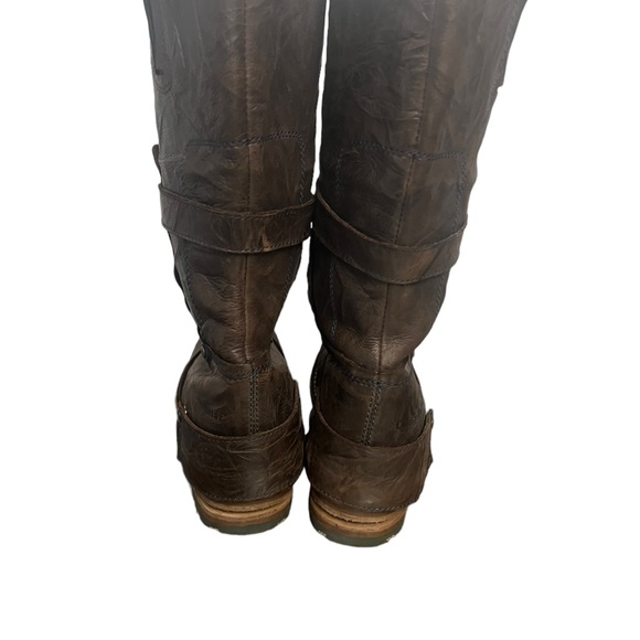 CAT tall boots, Sz 9.5 brown - Picture 2 of 9